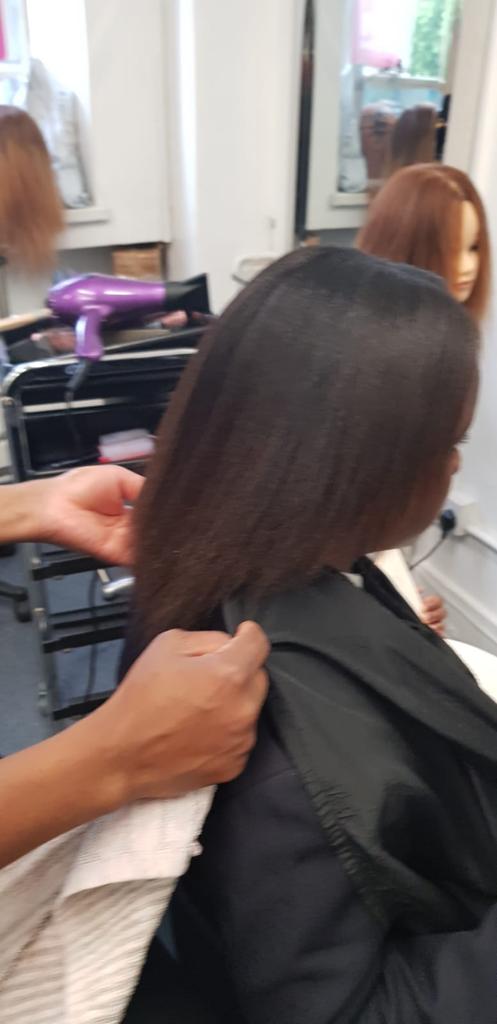 How to get qualified as an Afro Hairdressing Course