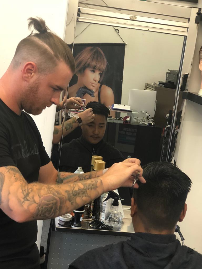 Benefits of Enrolling in a Barbering Course