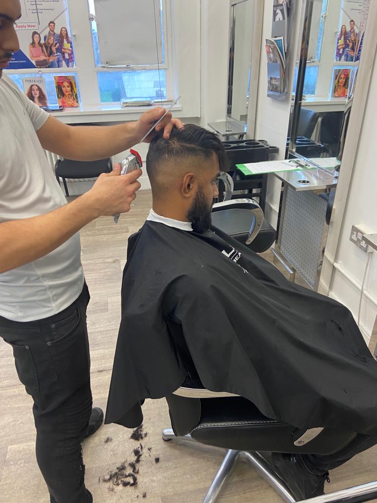 How to become a barber-what training is availble?